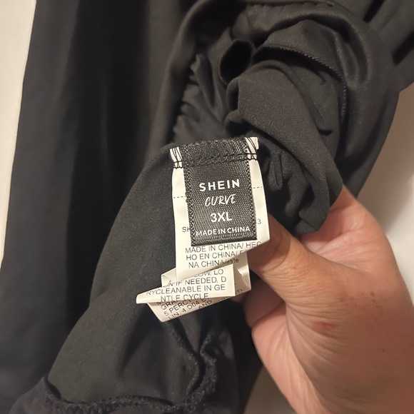 NIP SHEIN LUNE Plus Size Ruffle Hem Tank Top SIZE 3X black - Picture 4 of 5